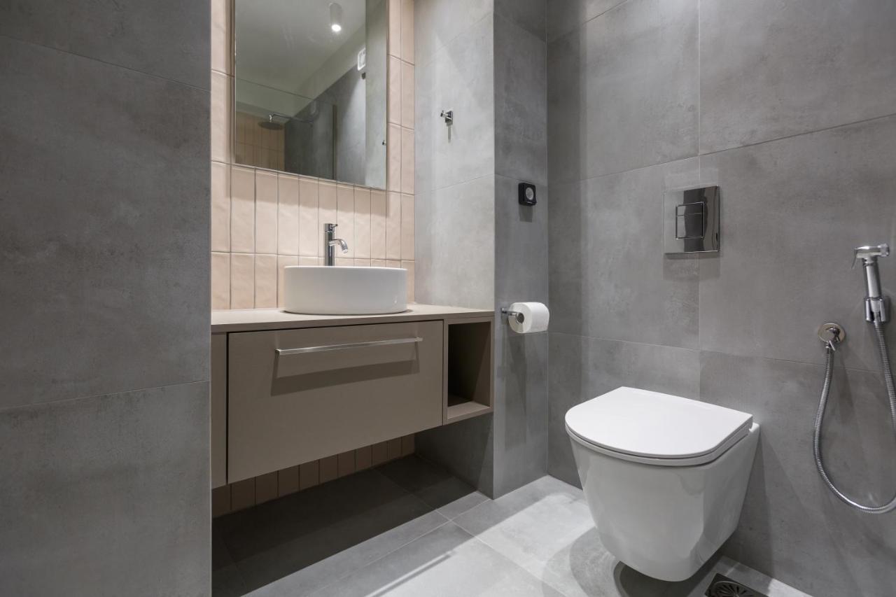 Studio W/King Size Bed Near The Heart Of Каламата Екстериор снимка